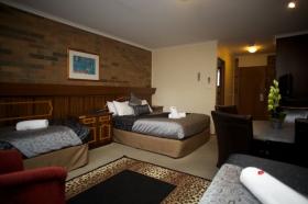 3.Standard_Family_Room